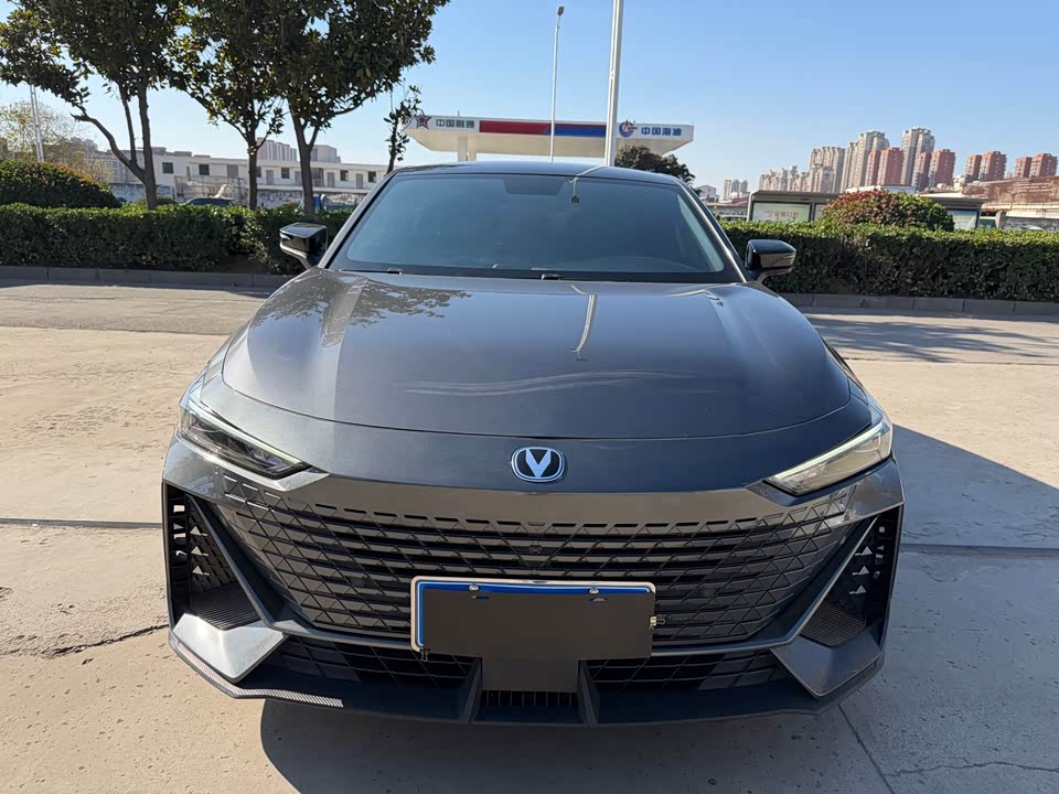 Changan UNI-V