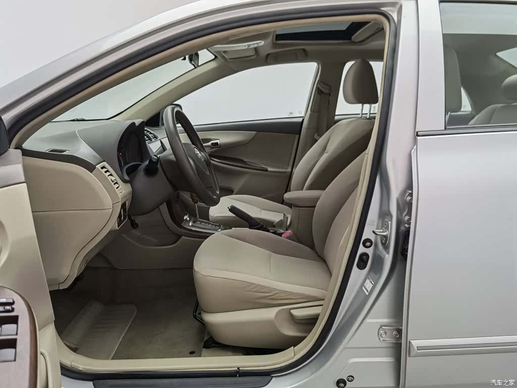 Toyota Corolla, 2010 10