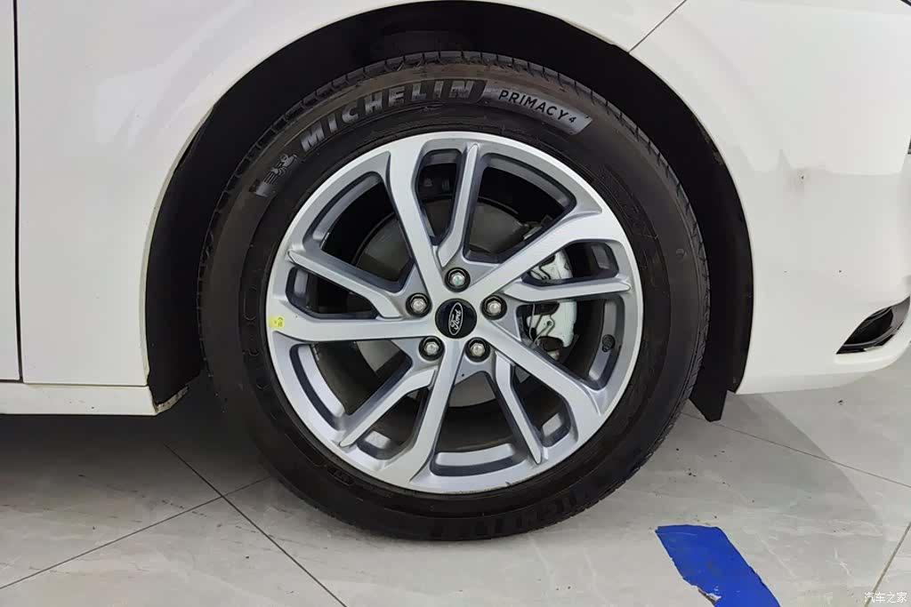 Ford Mondeo, 2023 6