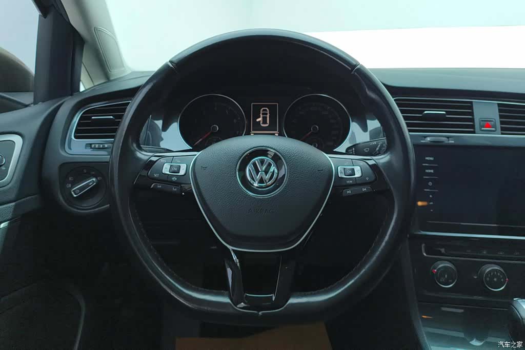 Volkswagen Golf, 2020 15