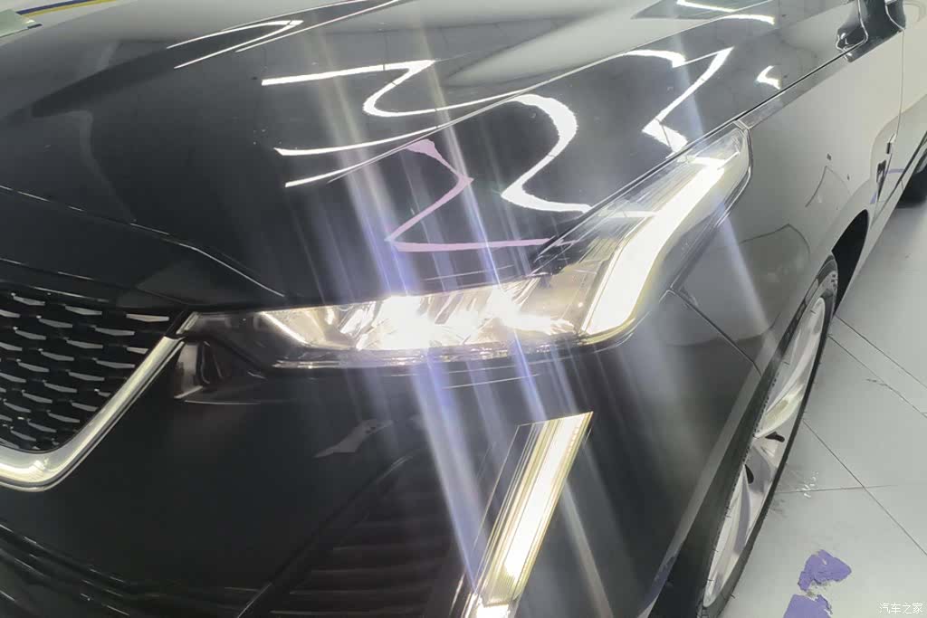 Cadillac CT5, 2022 все фото