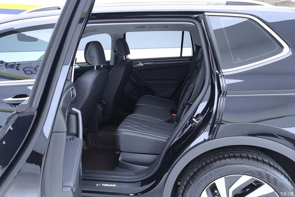 Volkswagen Tiguan L, 2024 11