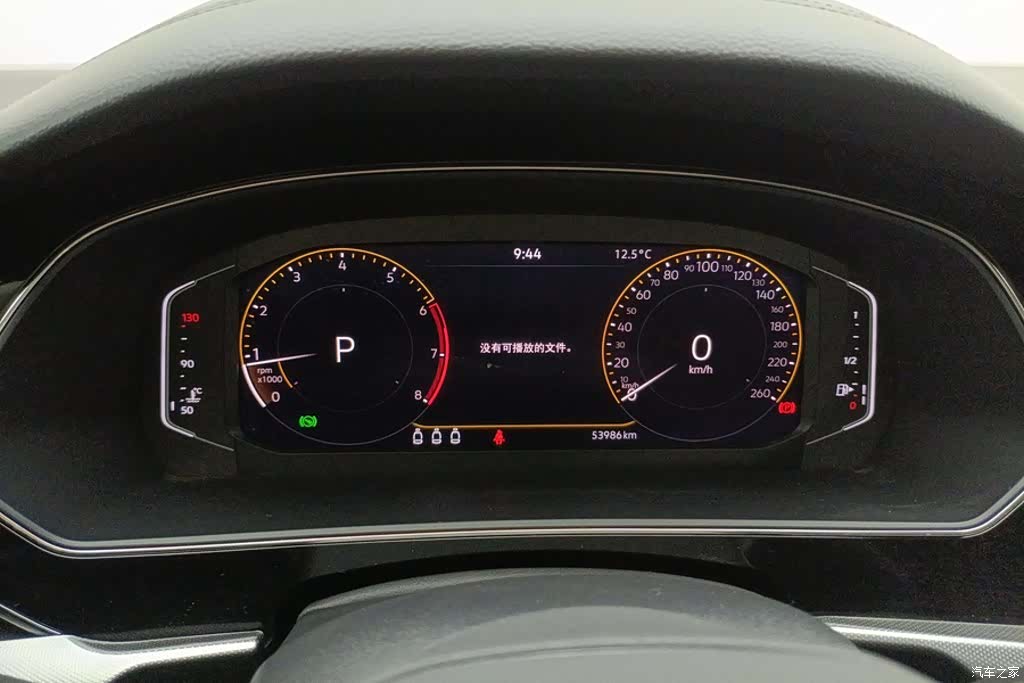 Volkswagen Passat, 2023 14