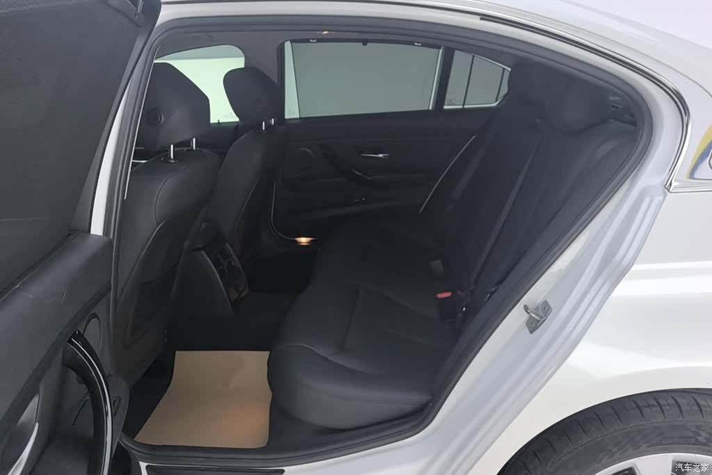 BMW 3 Series, 2017 11