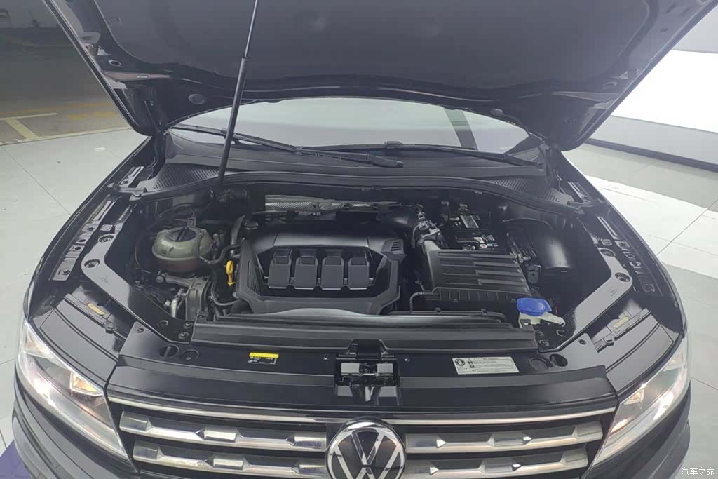 Volkswagen Tiguan L, 2021 10