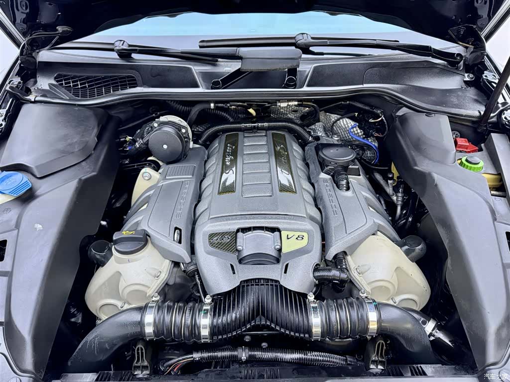 Porsche Cayenne, 2013 10