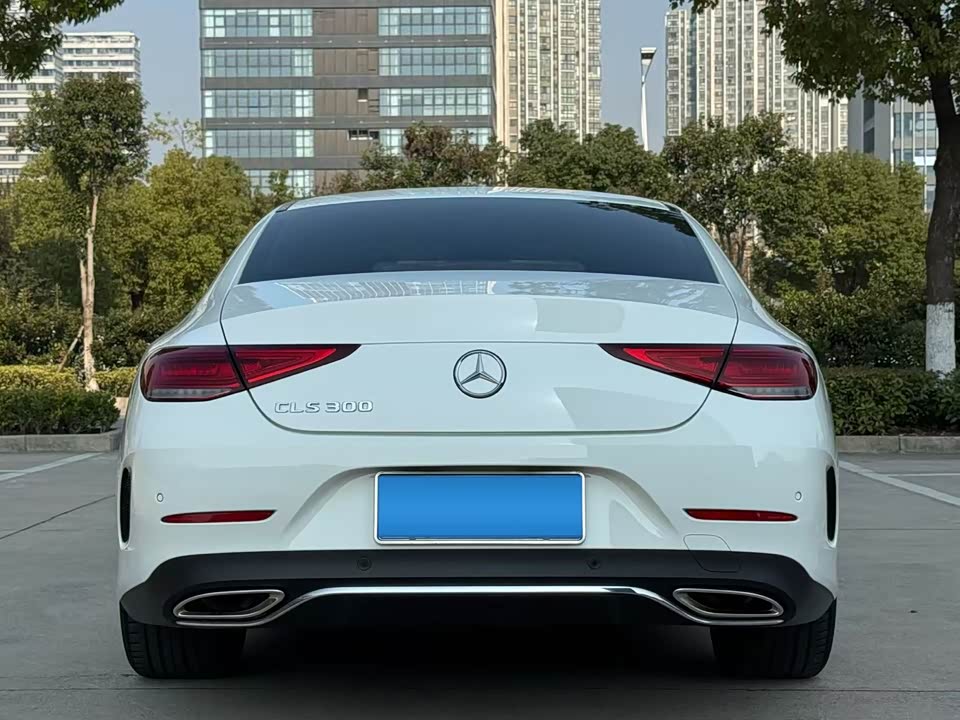 Mercedes-Benz CLS