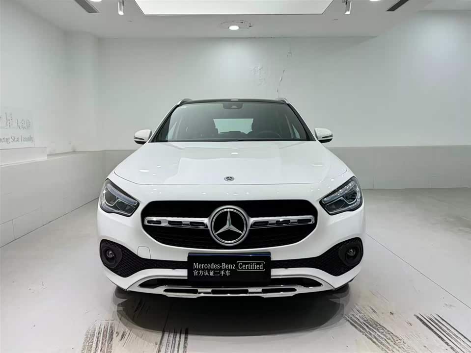 Mercedes-Benz GLA