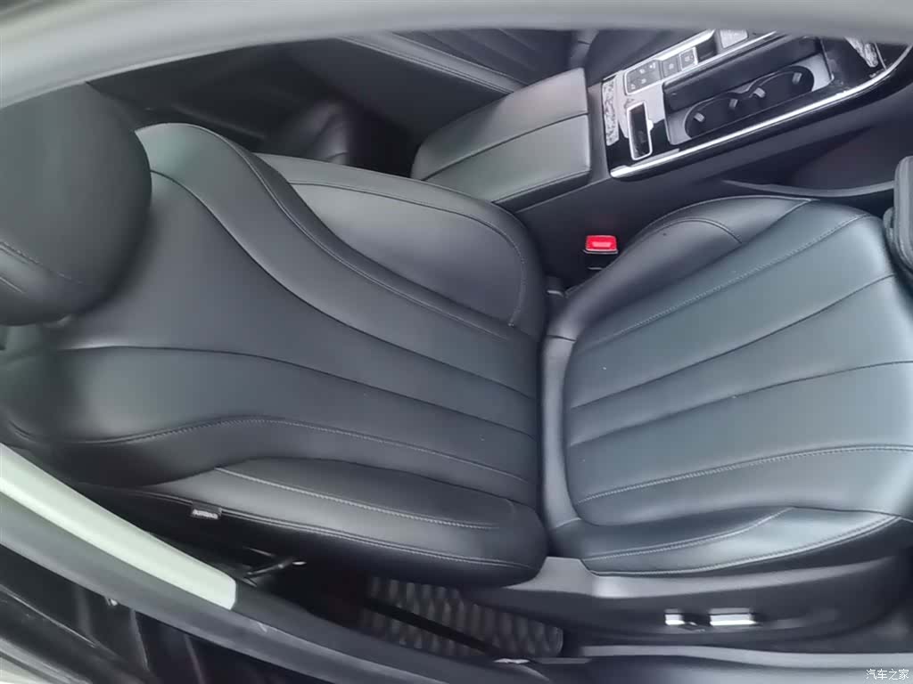 Roewe RX5, 2021 25