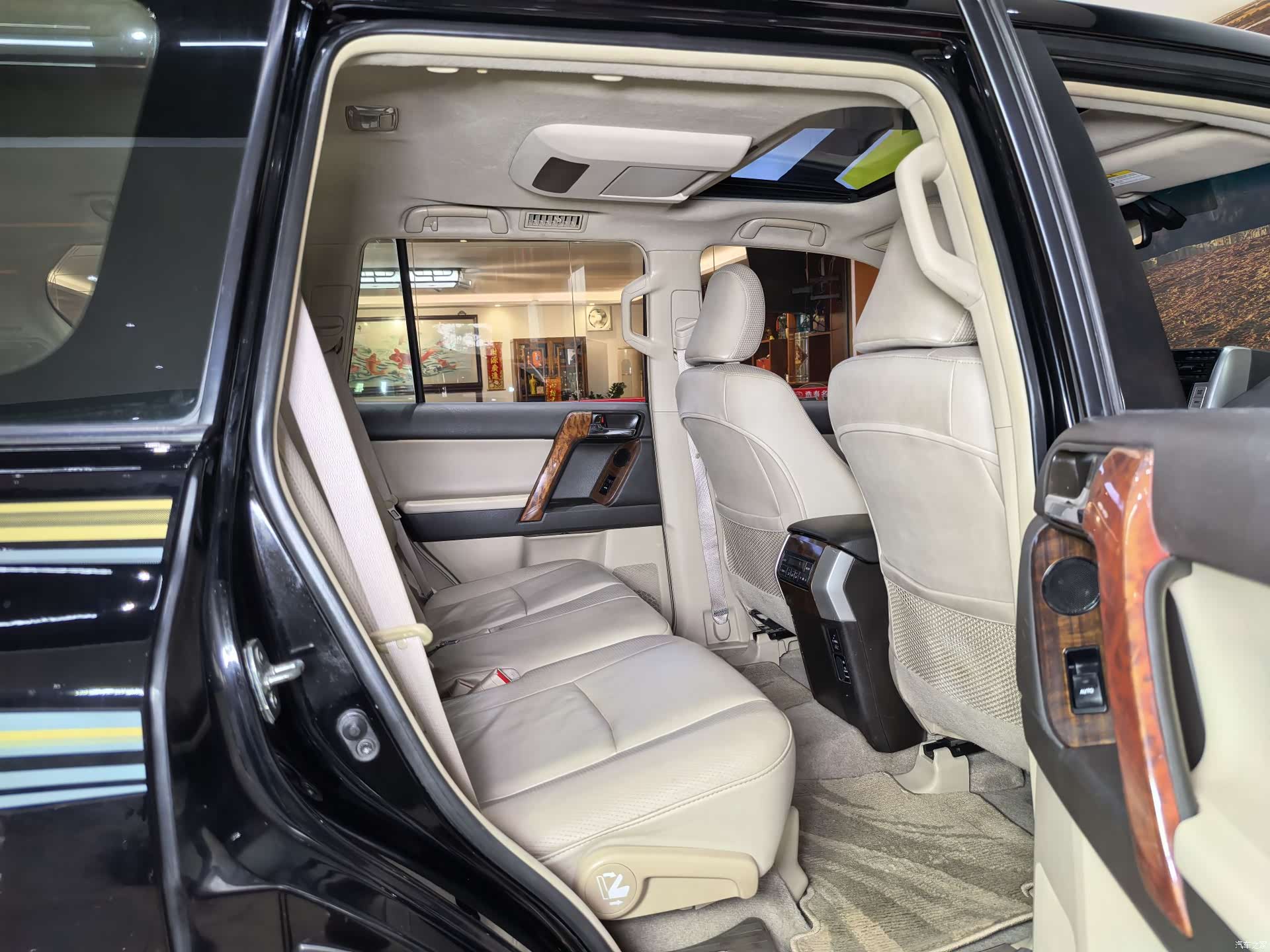 Toyota Prado, 2011 17