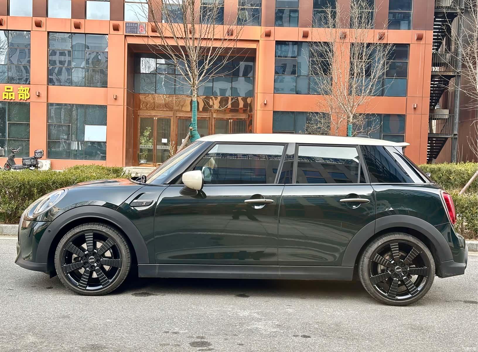 Mini Cooper, 2023 4