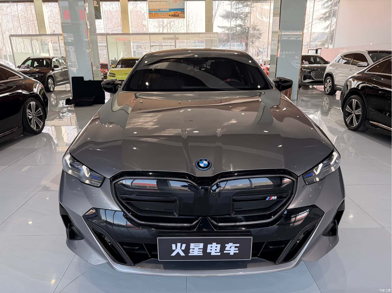 BMW i5, 2025 2