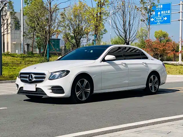 Mercedes-Benz E-Class 2020 — купить из Китая под заказ