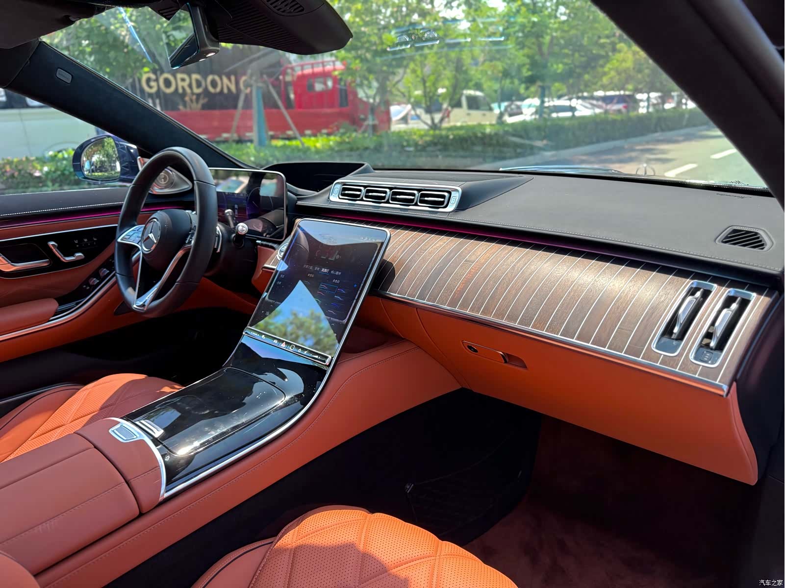Maybach S-Class, 2023 6