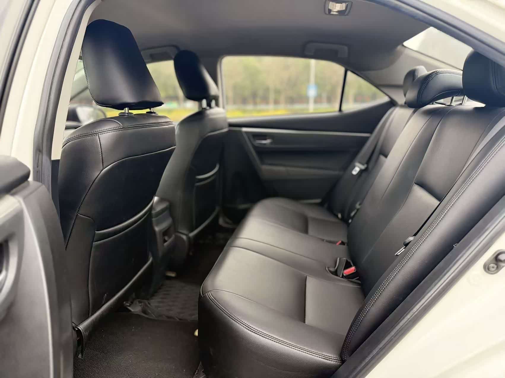 Toyota Corolla, 2015 8