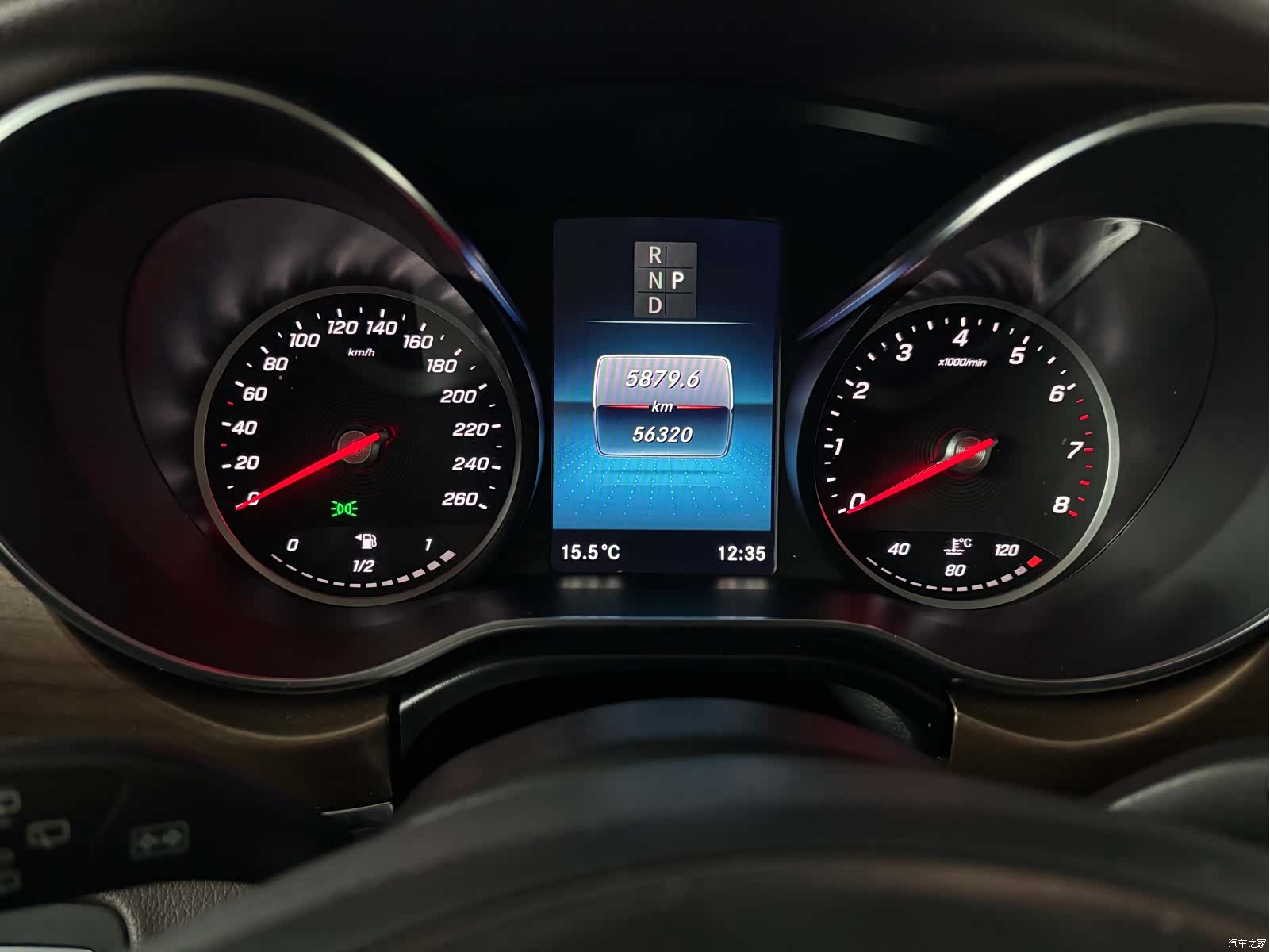 Mercedes-Benz V-Class, 2024 18