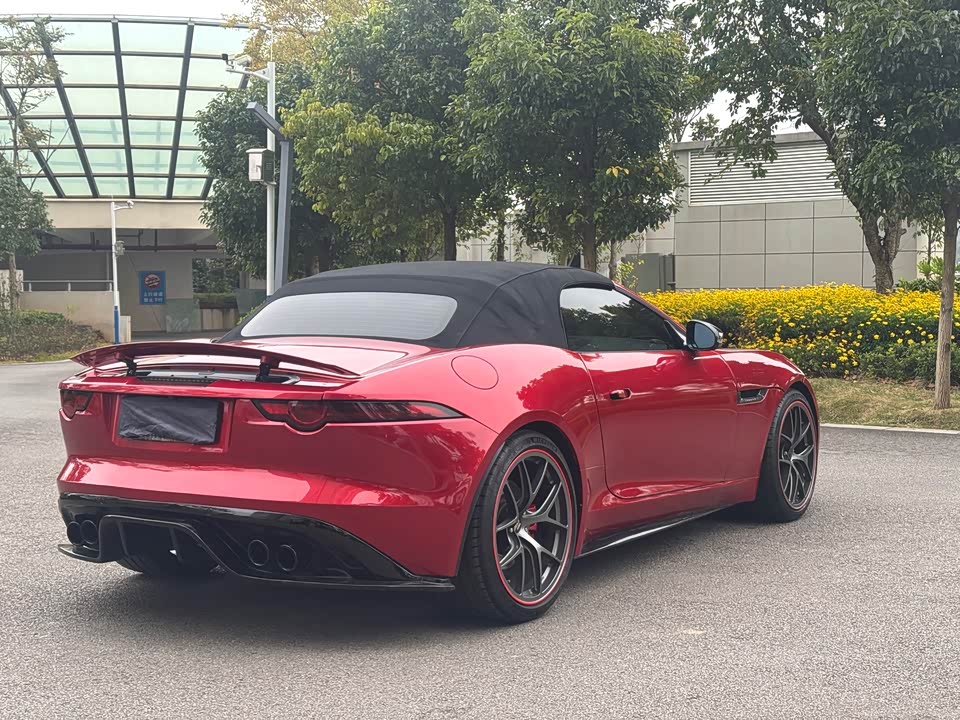Jaguar F-TYPE
