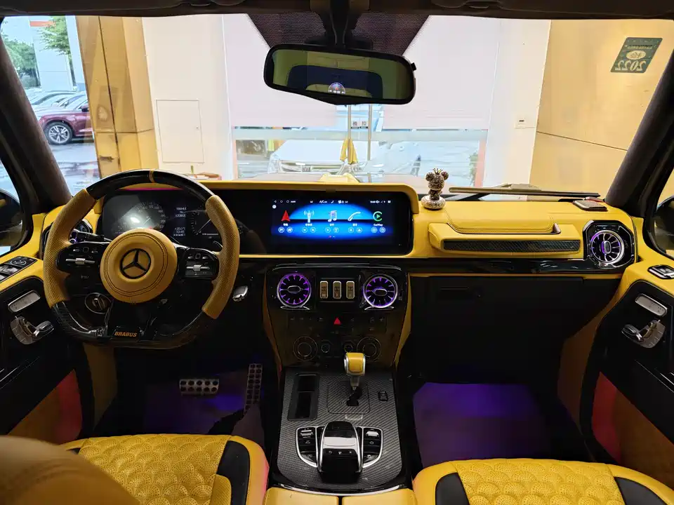 Mercedes-Benz G-class