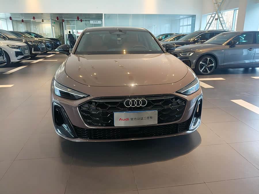 Audi A5L 2025, фото 3
