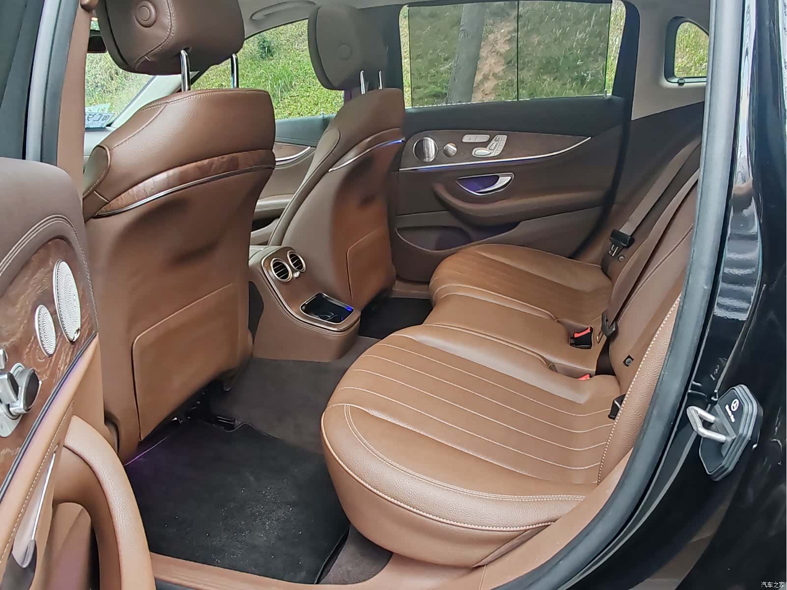 Mercedes-Benz E-Class, 2023 6