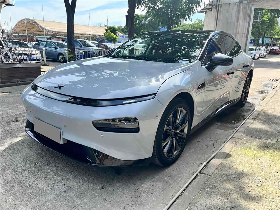 XPENG P7