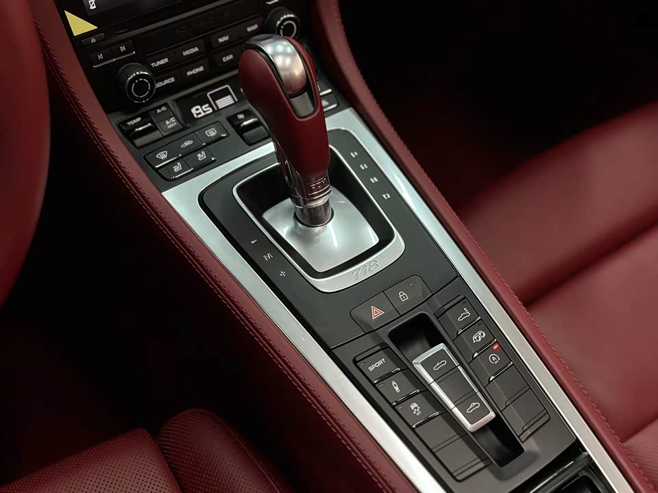 Porsche 718 Porsche 718