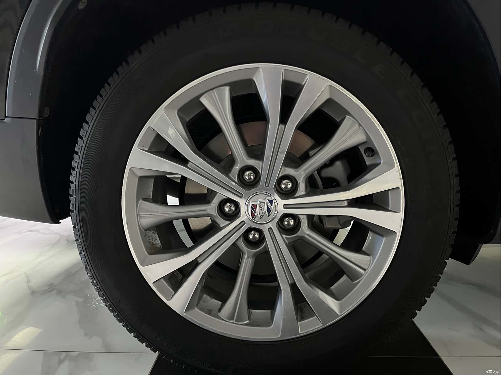 Buick Envision Plus, 2023 10