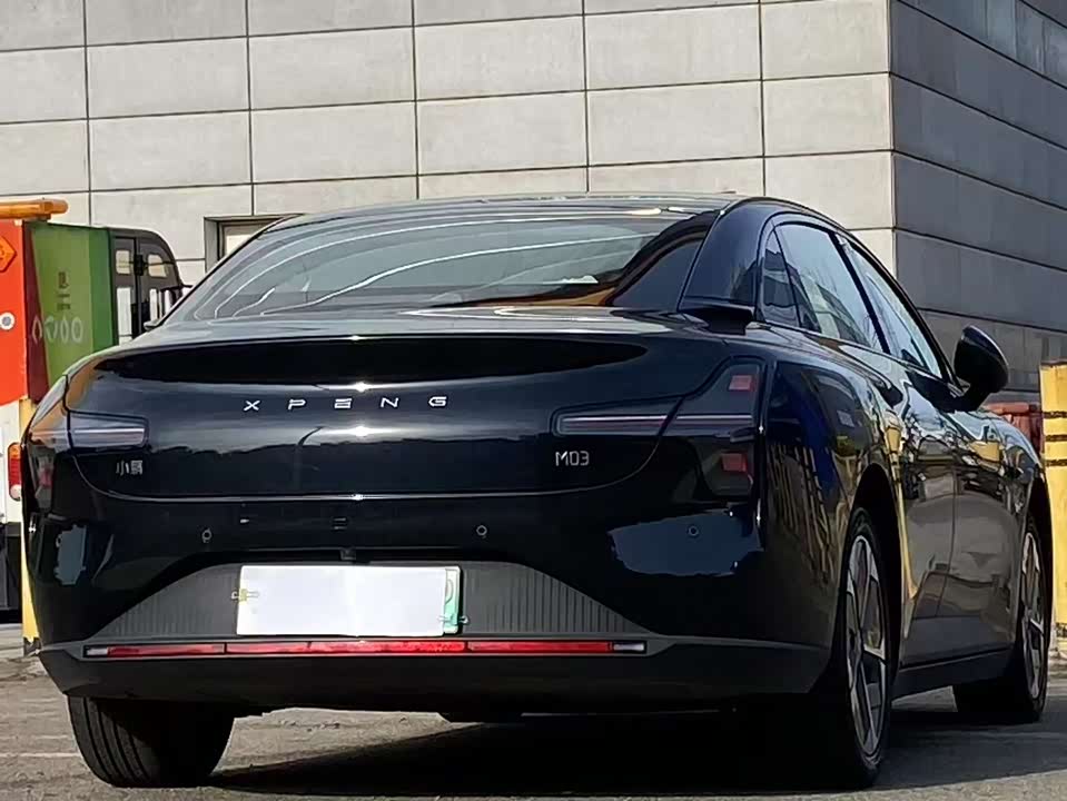 XPENG MONA M03