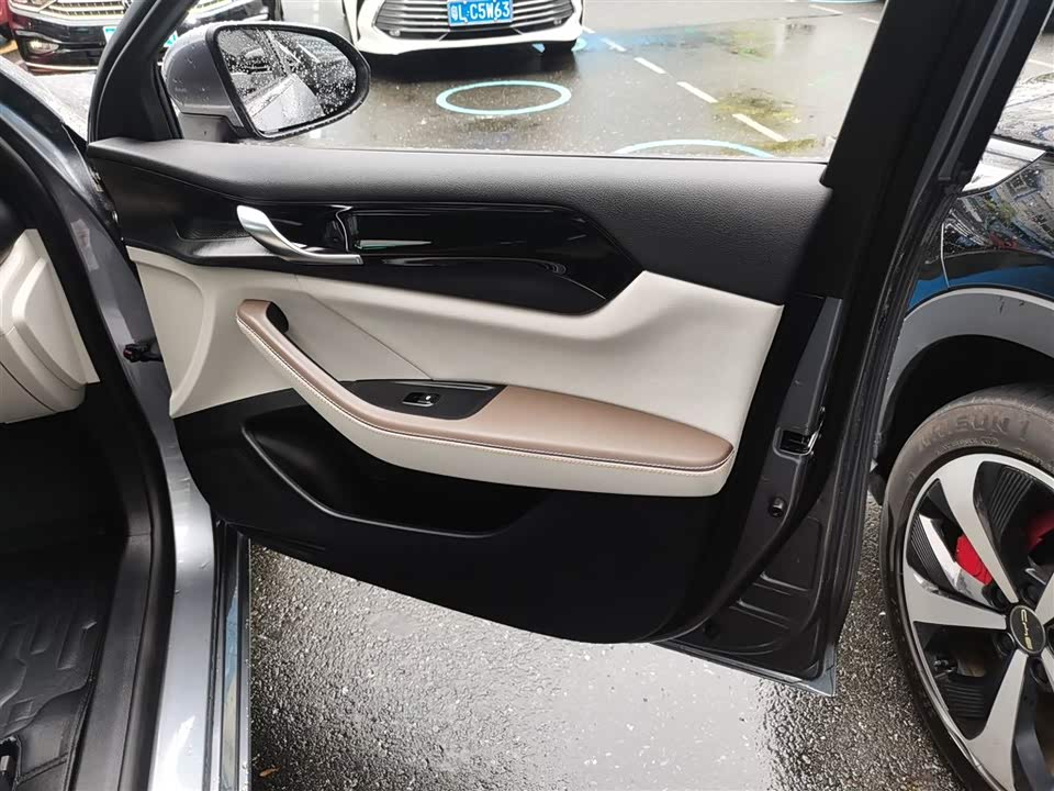 BYD Qin Yuan