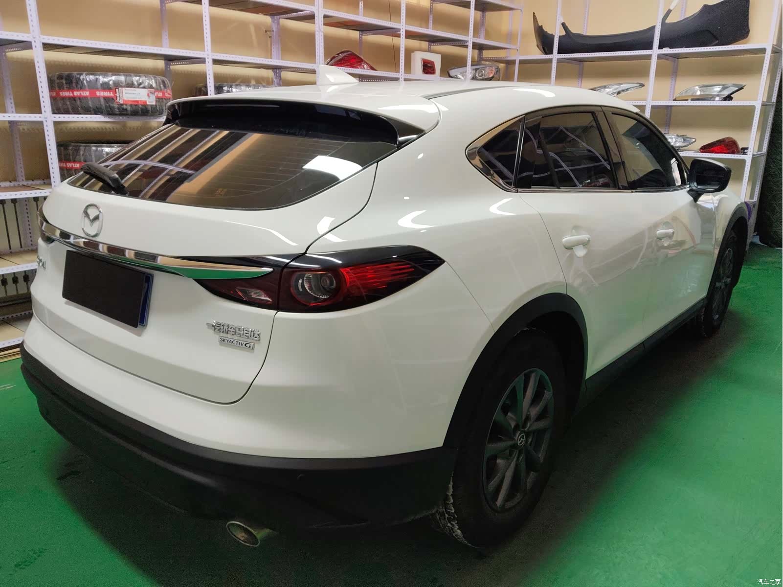 Mazda CX-4, 2023 6