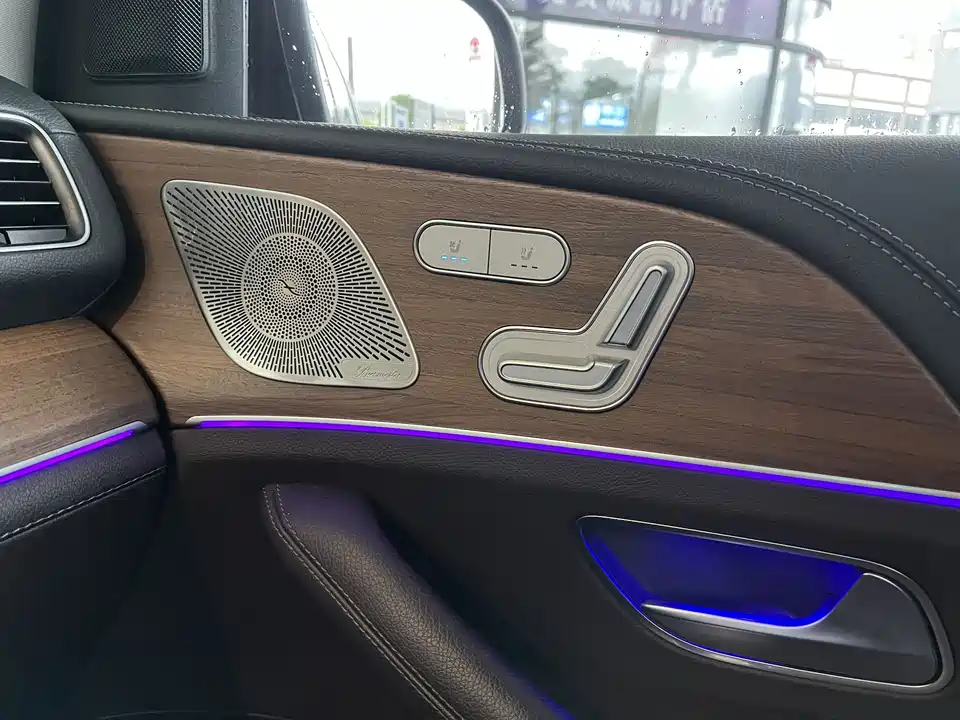 Mercedes-Benz GLS Mercedes-Benz GLS