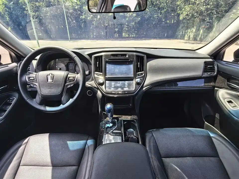 Toyota crown Toyota crown