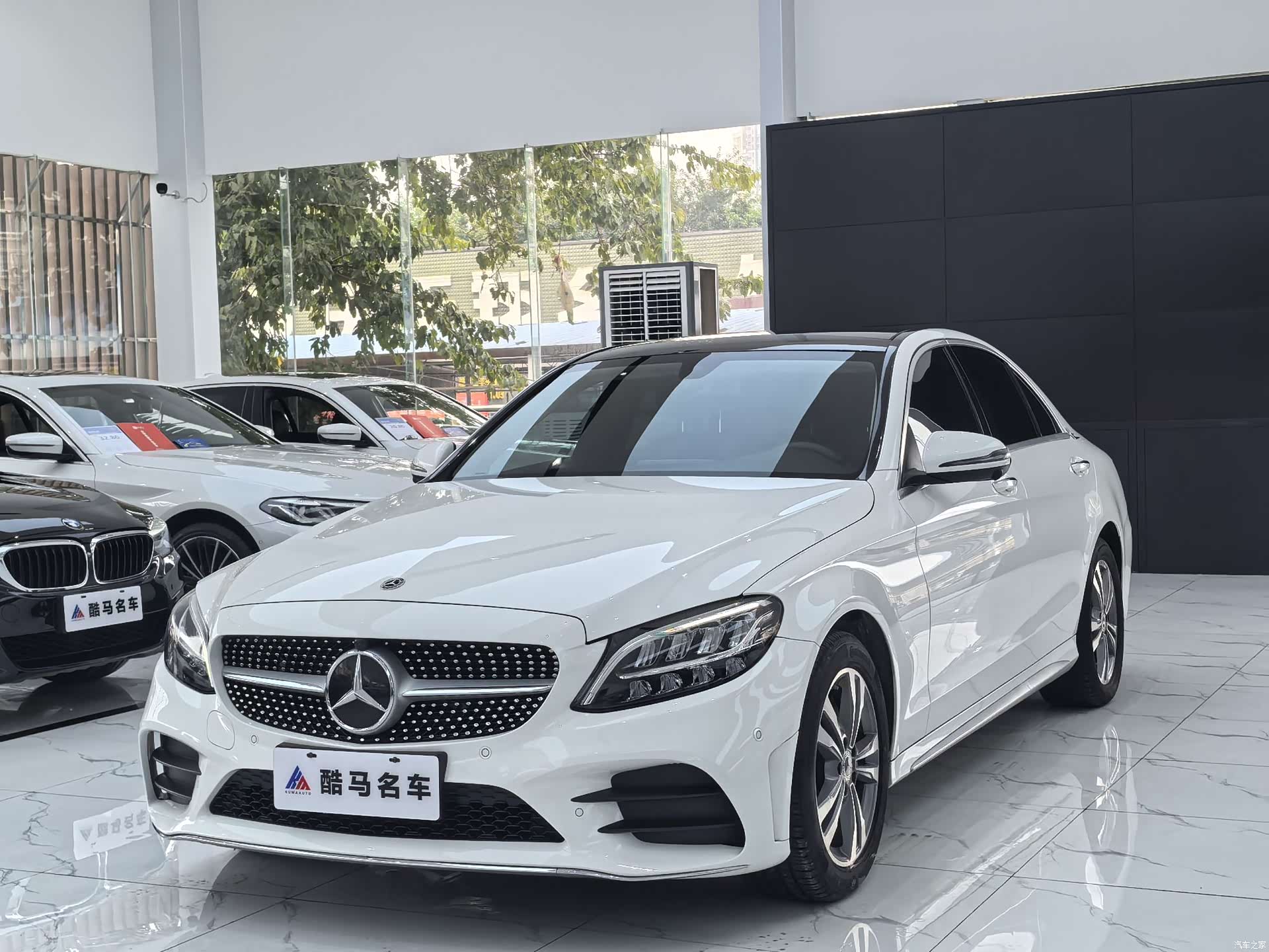 Mercedes-Benz C-Class, 2021 1