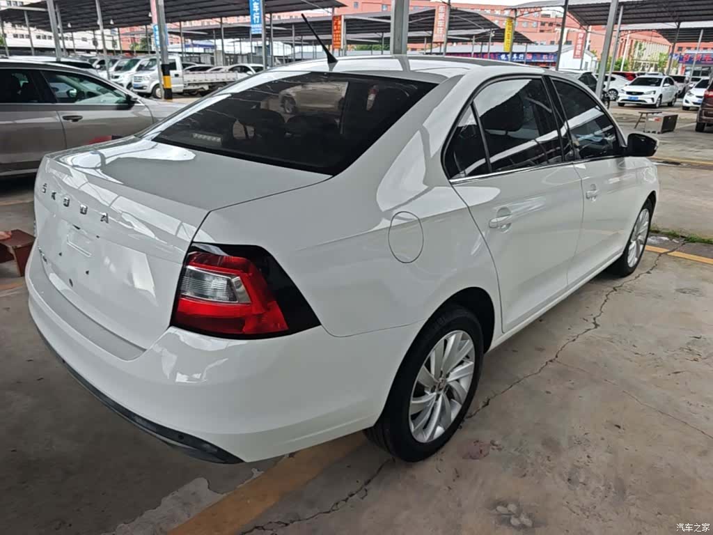 Skoda Rapid, 2019 7