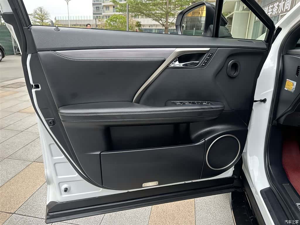 Lexus RX, 2018 24