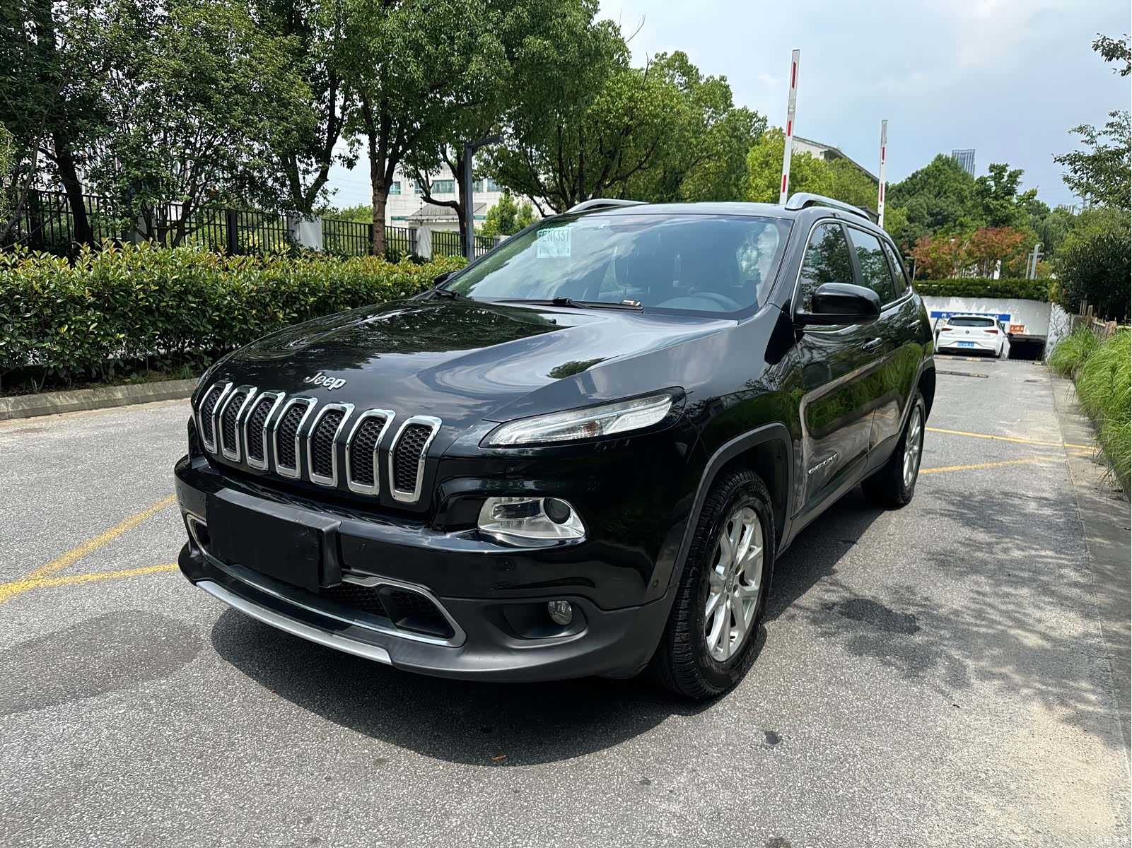 Jeep Cherokee, 2016 1