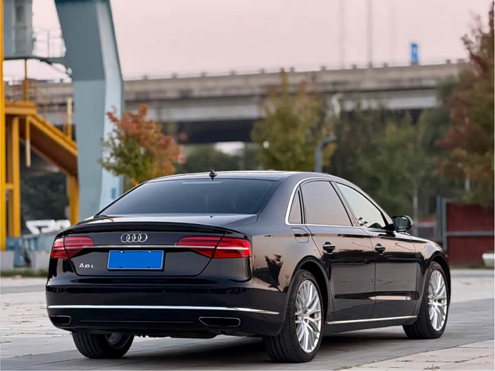 Audi A8 2014 A8 L 45 TFSI quattro Комфорт