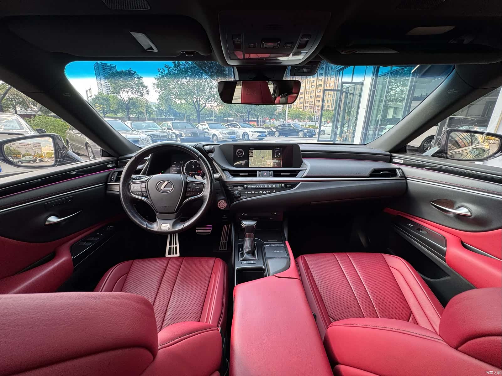 Lexus ES, 2019 8