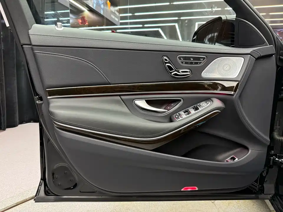 Mercedes-Benz Maybach S-class