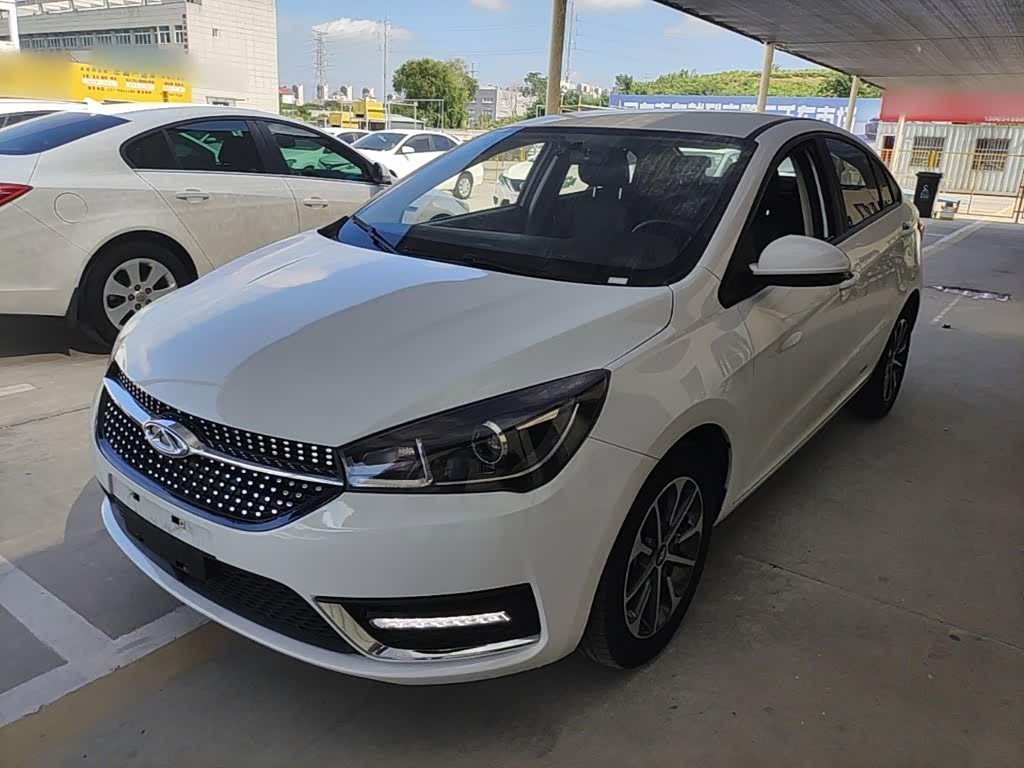 Chery Arrizo 5