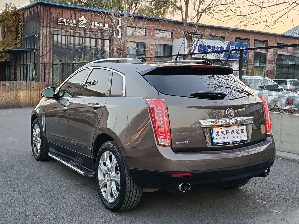 Cadillac SRX