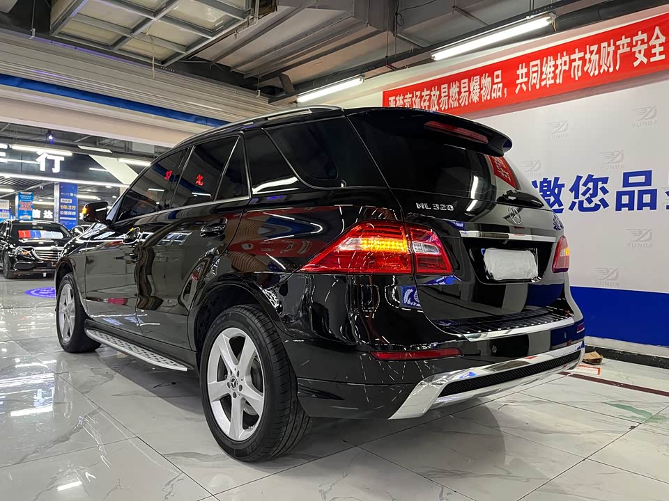 Mercedes-Benz M class