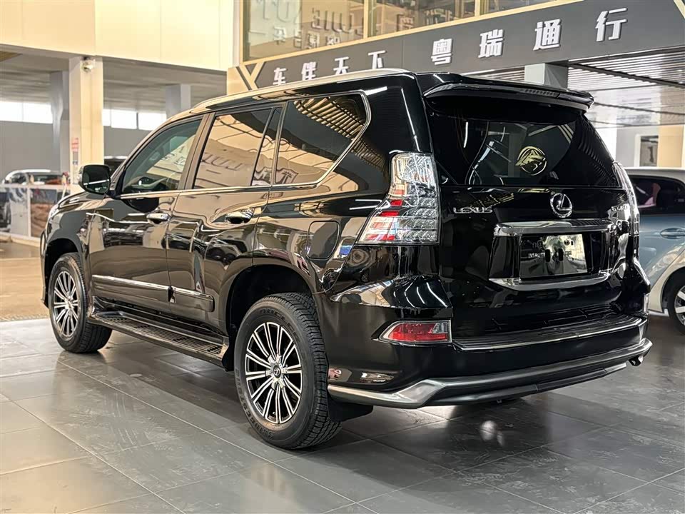 Lexus GX