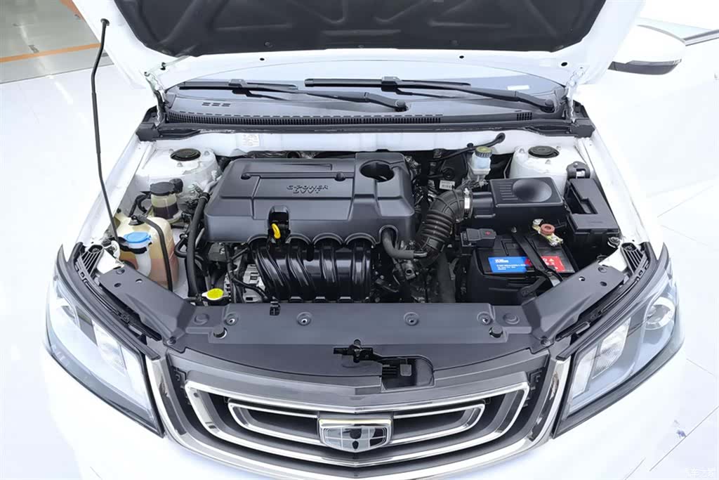Geely Emgrand, 2016 10