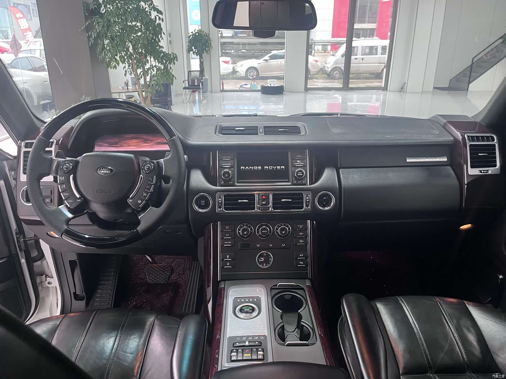 Land Rover Range Rover, 2012 6