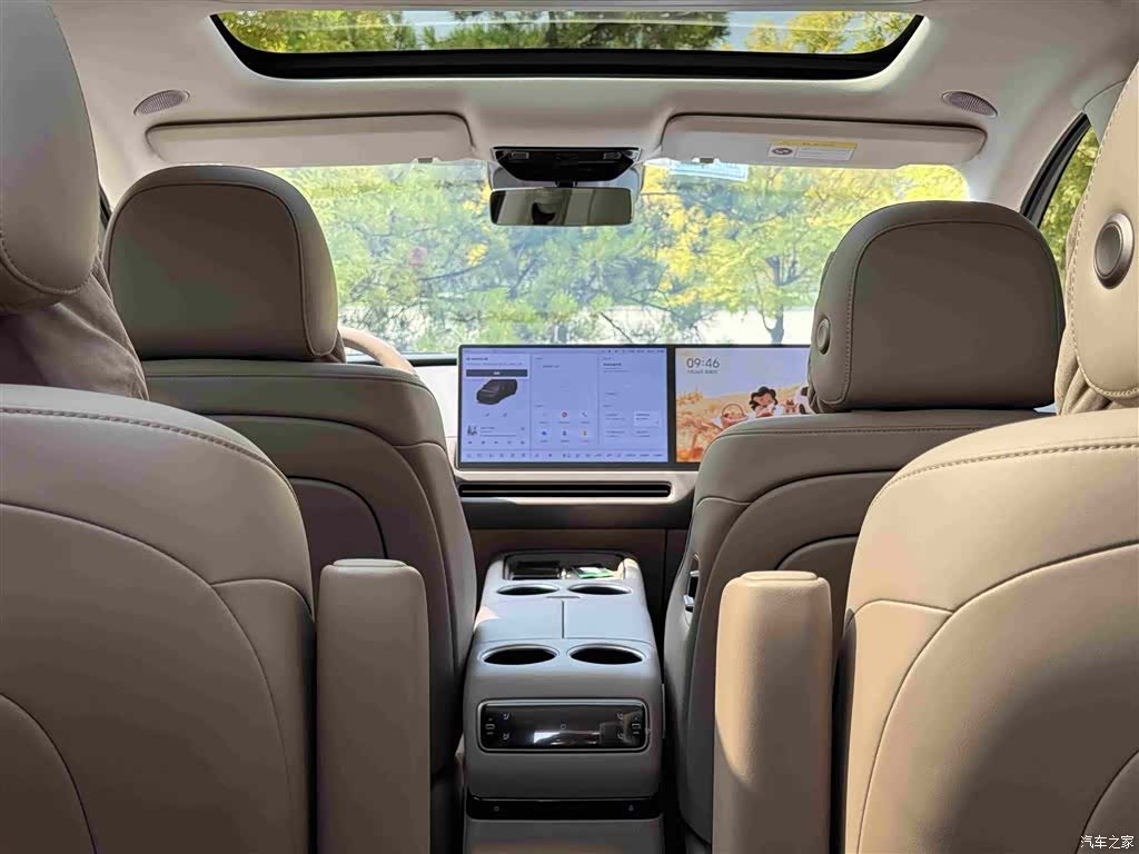 Li Auto i8, 2026 32