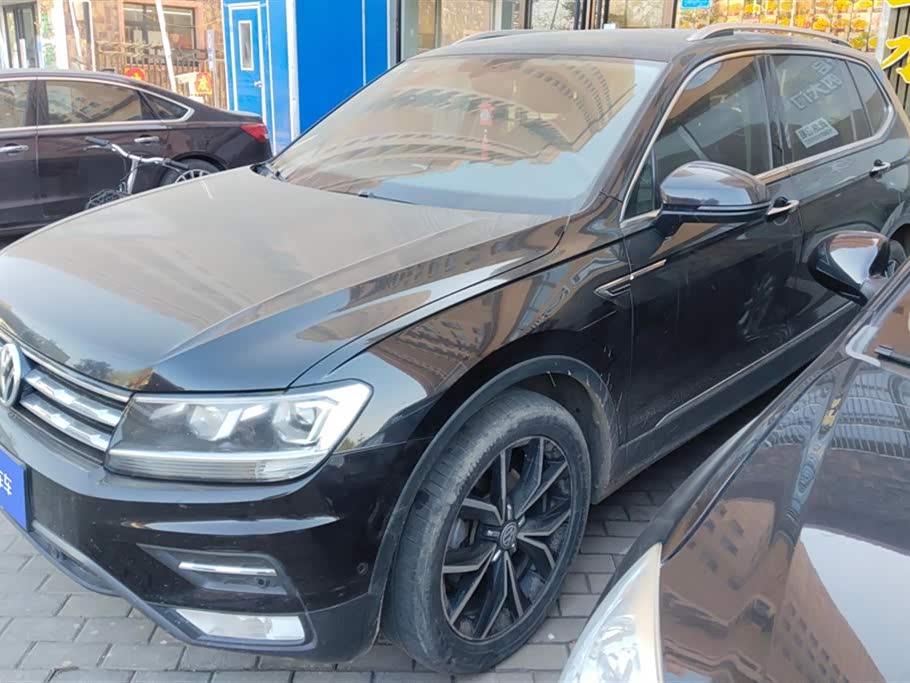Volkswagen Tiguan L
