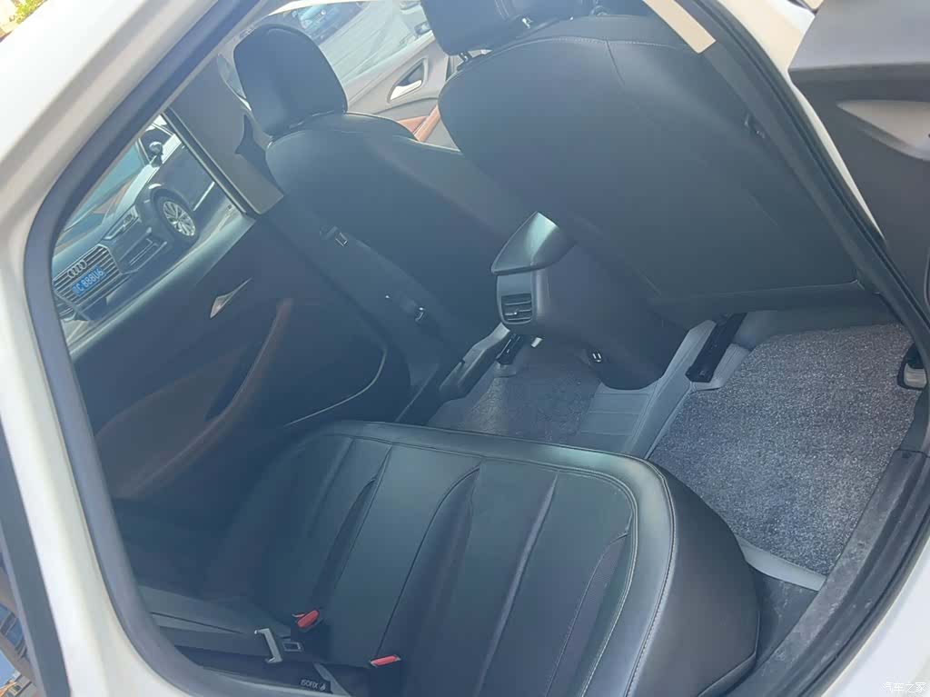 Buick Verano, 2022 19
