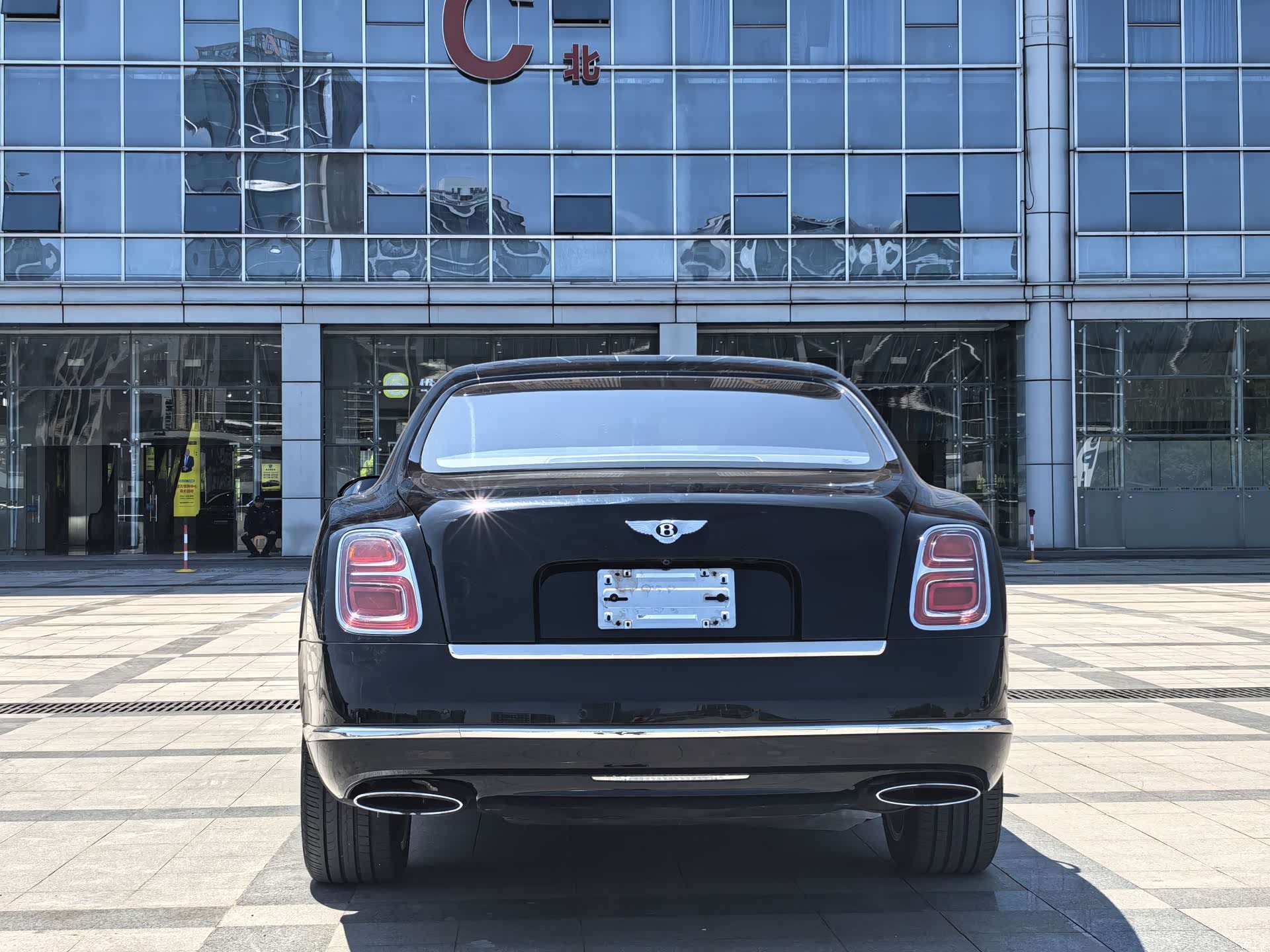 Bentley Mulsanne, 2018 все фото
