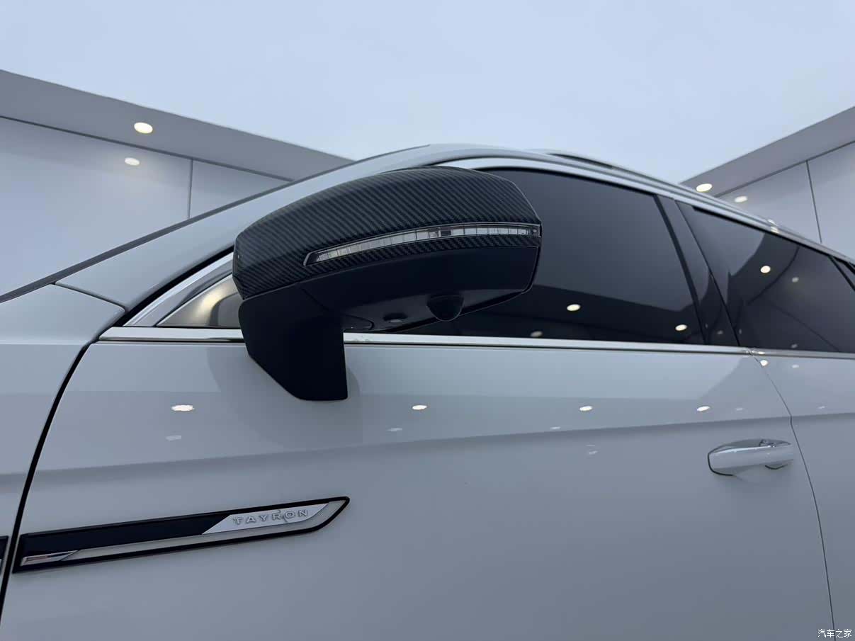 Volkswagen Tayron, 2023 13